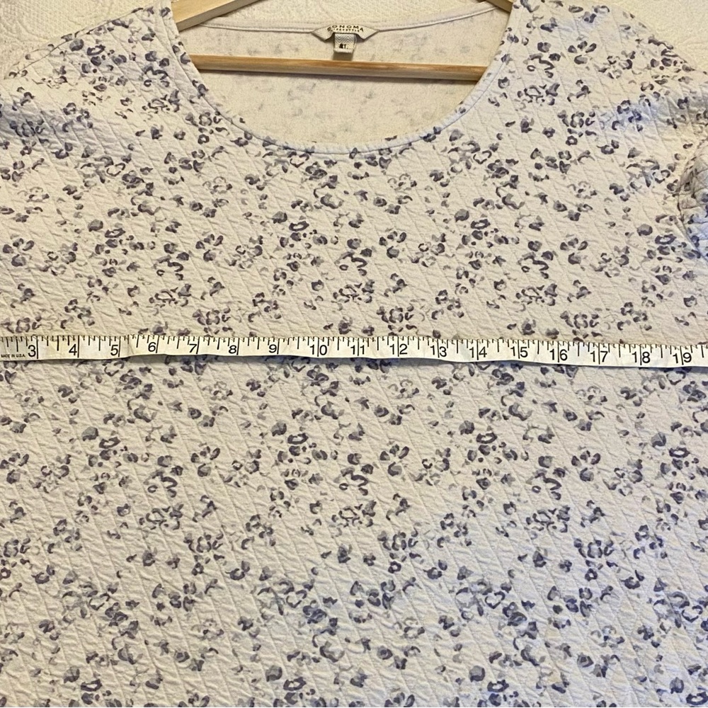 Quilted Top - Picture 3 of 4